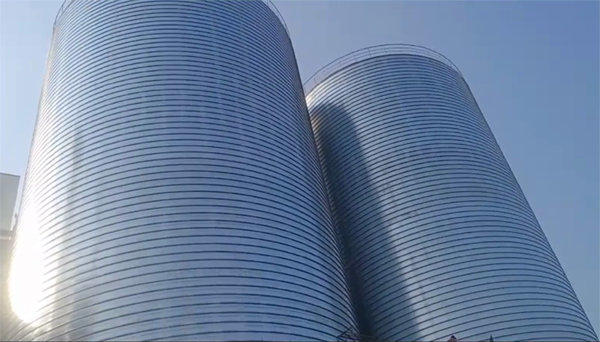 长治2座混凝土高架卷板仓